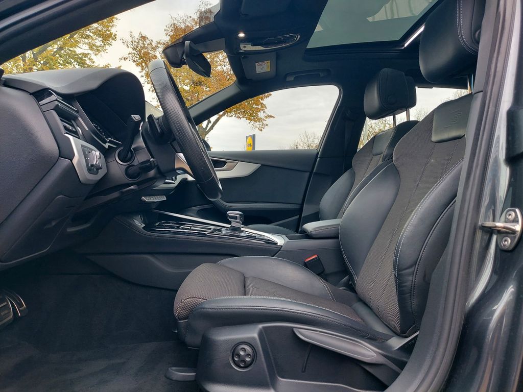Audi A4 2021