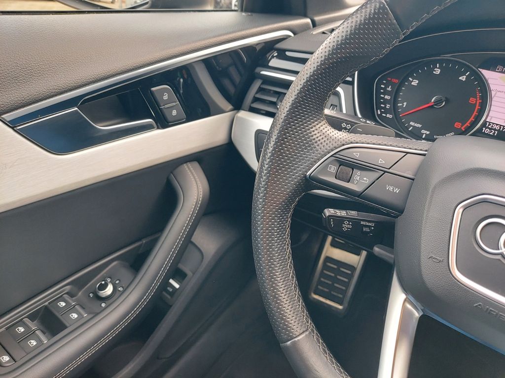 Audi A4 2021