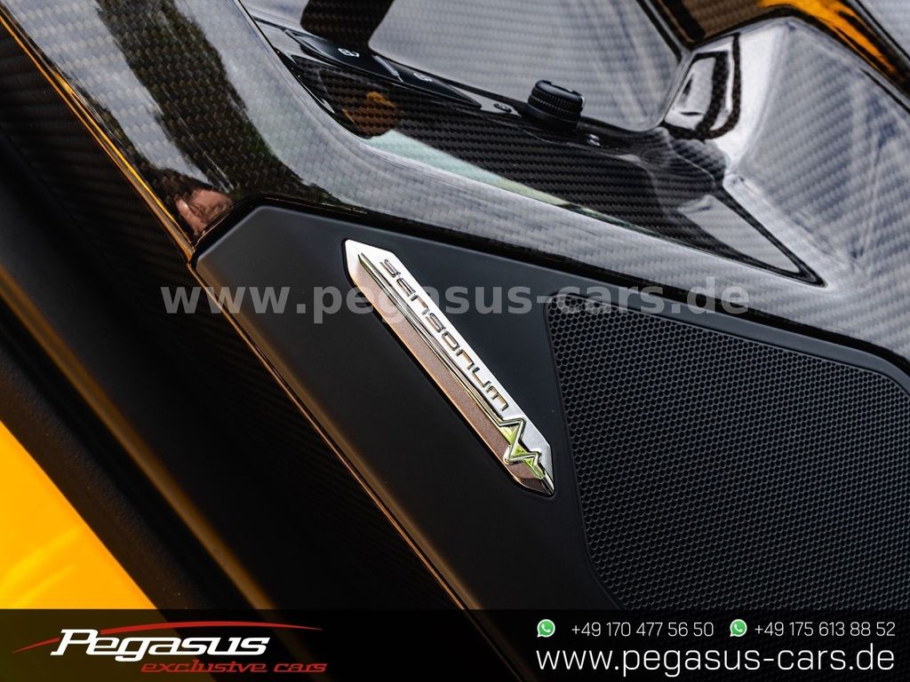 Lamborghini Aventador 2020