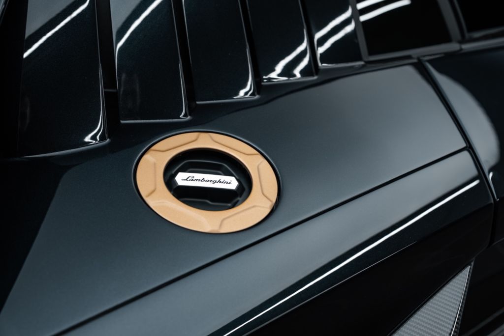 Lamborghini Countach 2022