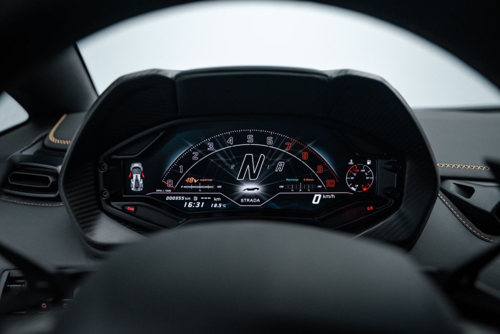 Lamborghini Countach 2022