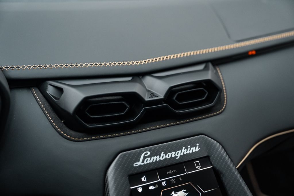 Lamborghini Countach 2022