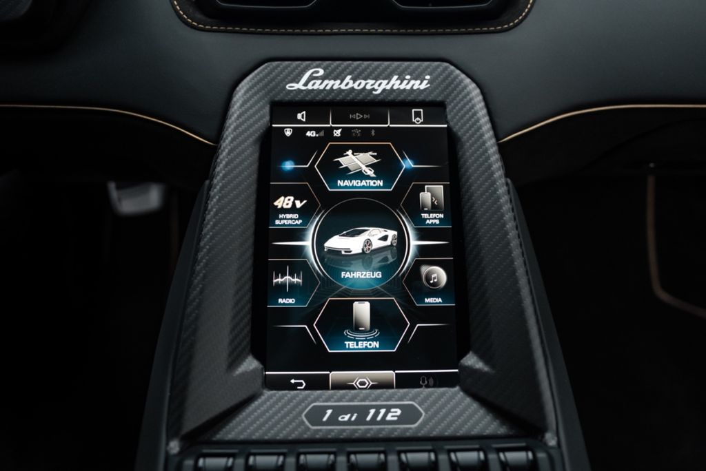 Lamborghini Countach 2022