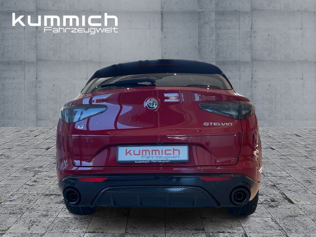 Alfa Romeo Stelvio 2025