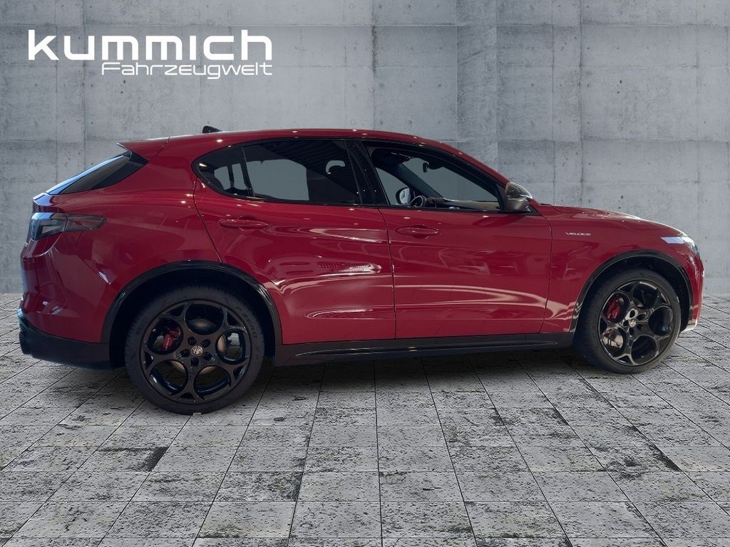 Alfa Romeo Stelvio 2025