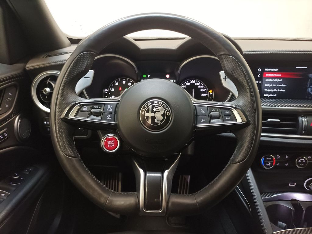 Alfa Romeo Stelvio 2021
