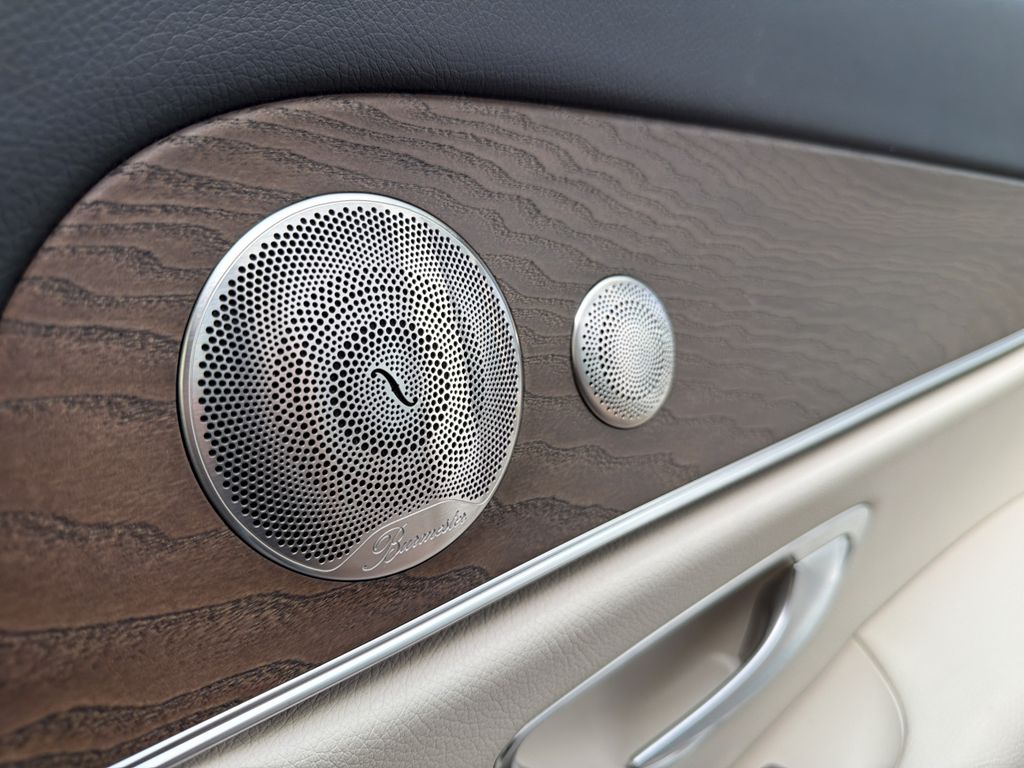 Mercedes-Benz E 300 2022