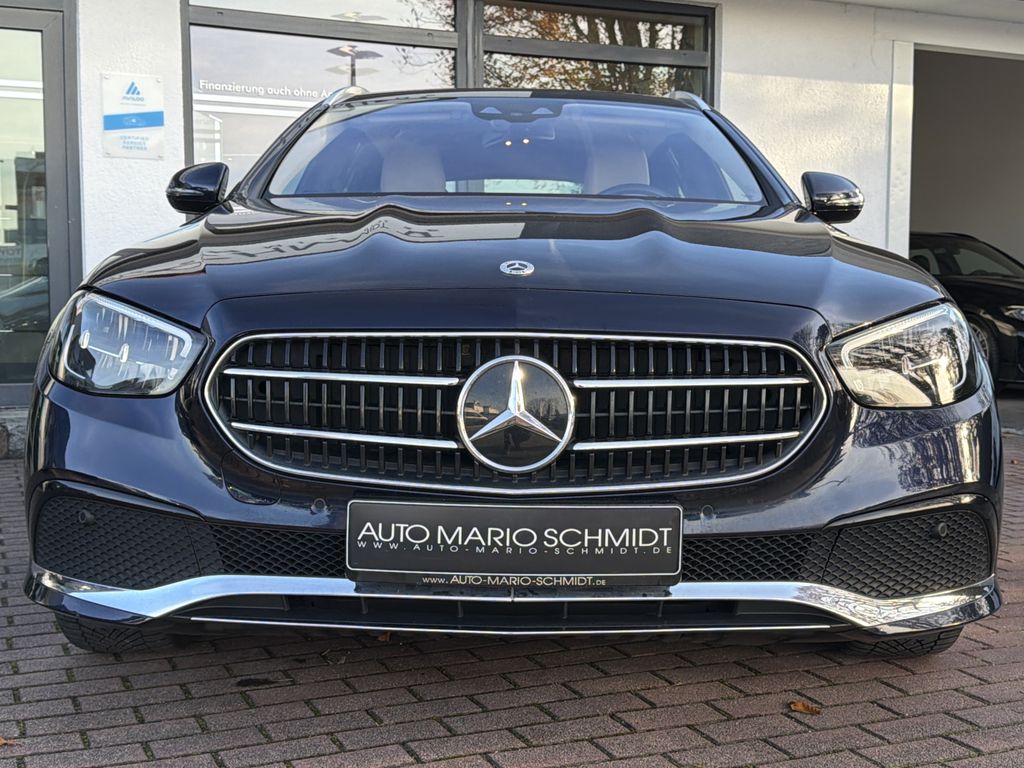 Mercedes-Benz E 300 2022