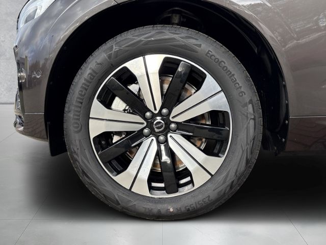 Volvo XC60 2025