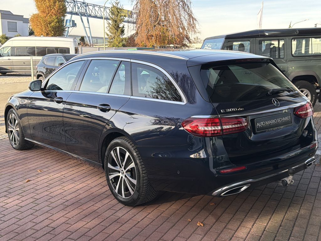 Mercedes-Benz E 300 2022