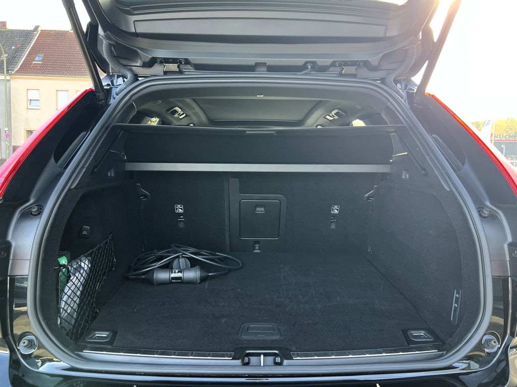 Volvo XC60 2025