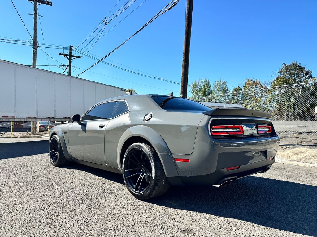 Dodge Challenger 2024