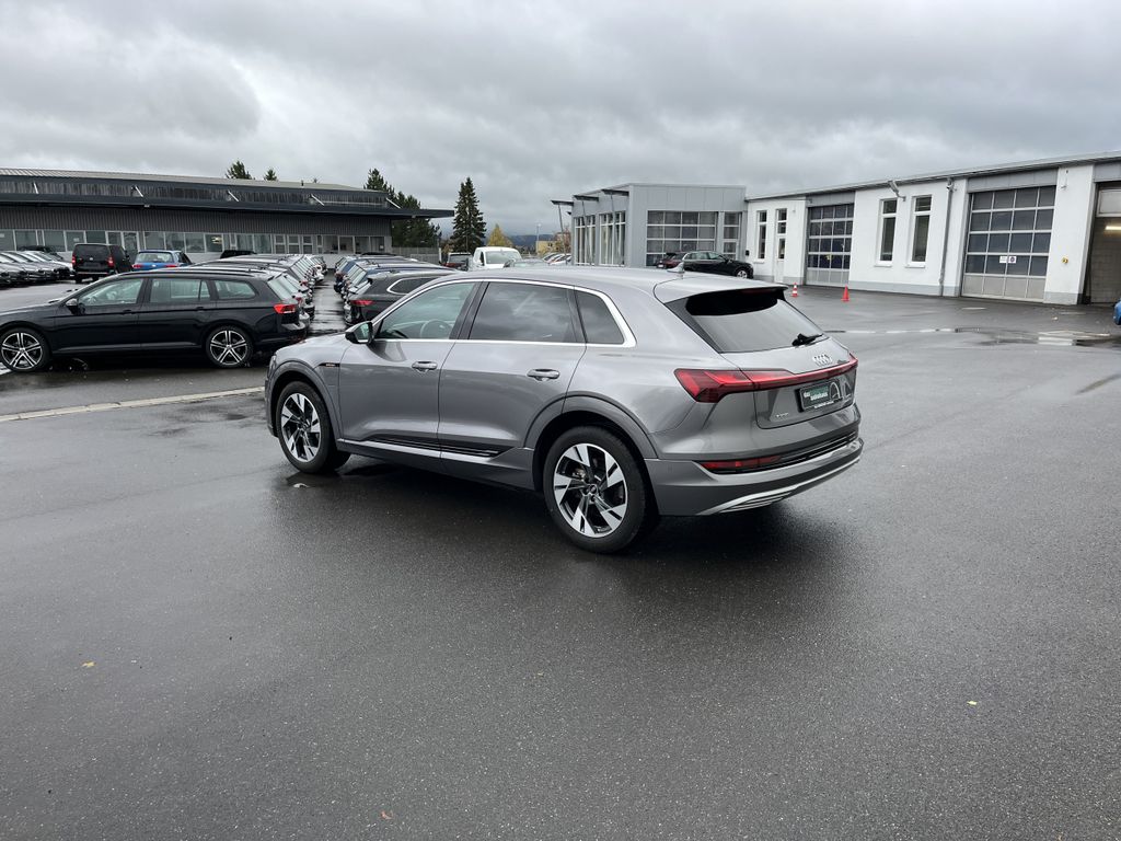 Audi e-tron 2022