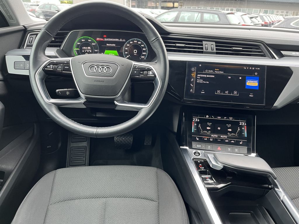 Audi e-tron 2022