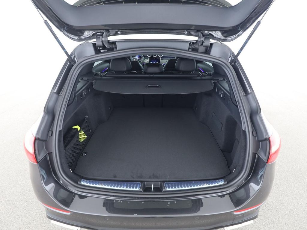Mercedes-Benz C 220 2025