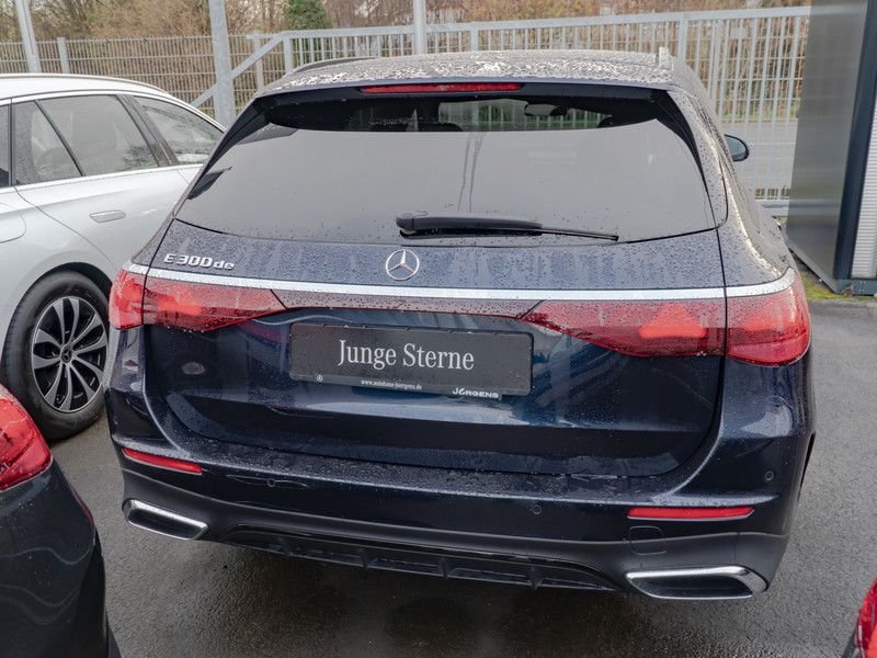 Mercedes-Benz E 300 2025