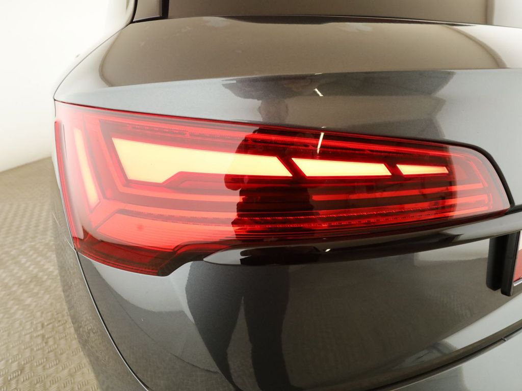 Audi SQ5 2022