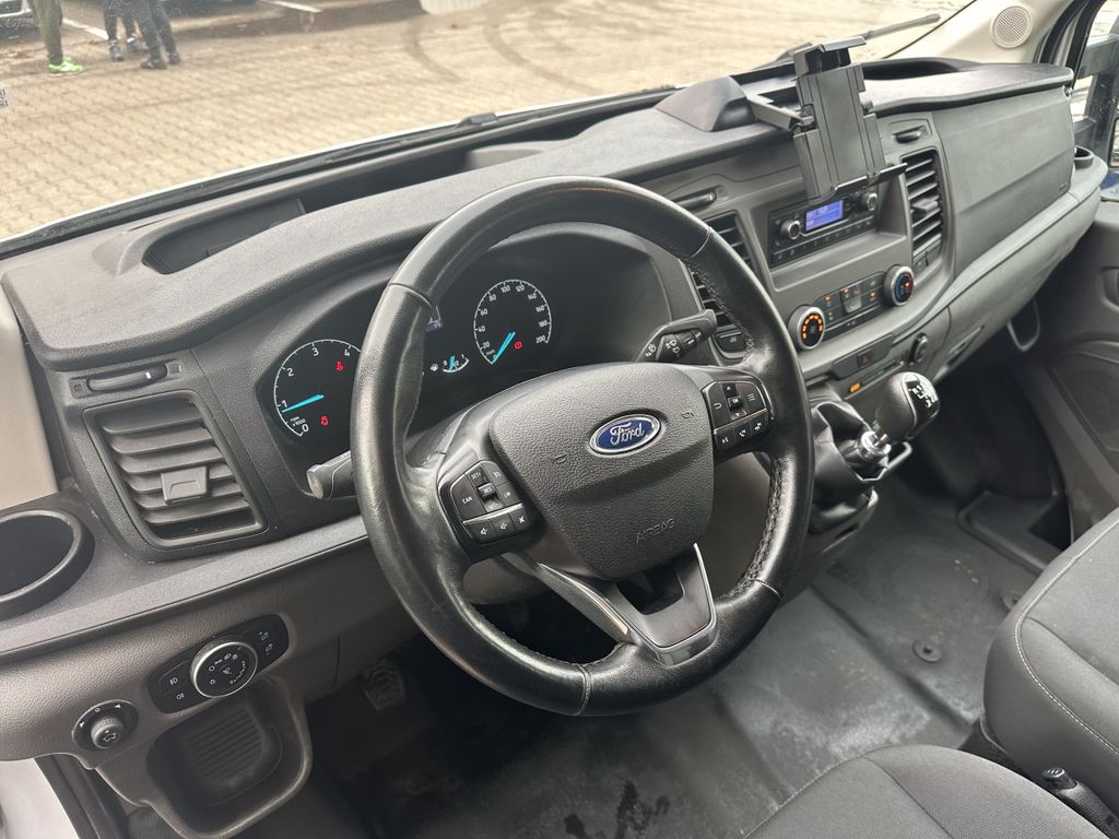 Ford Transit 2021