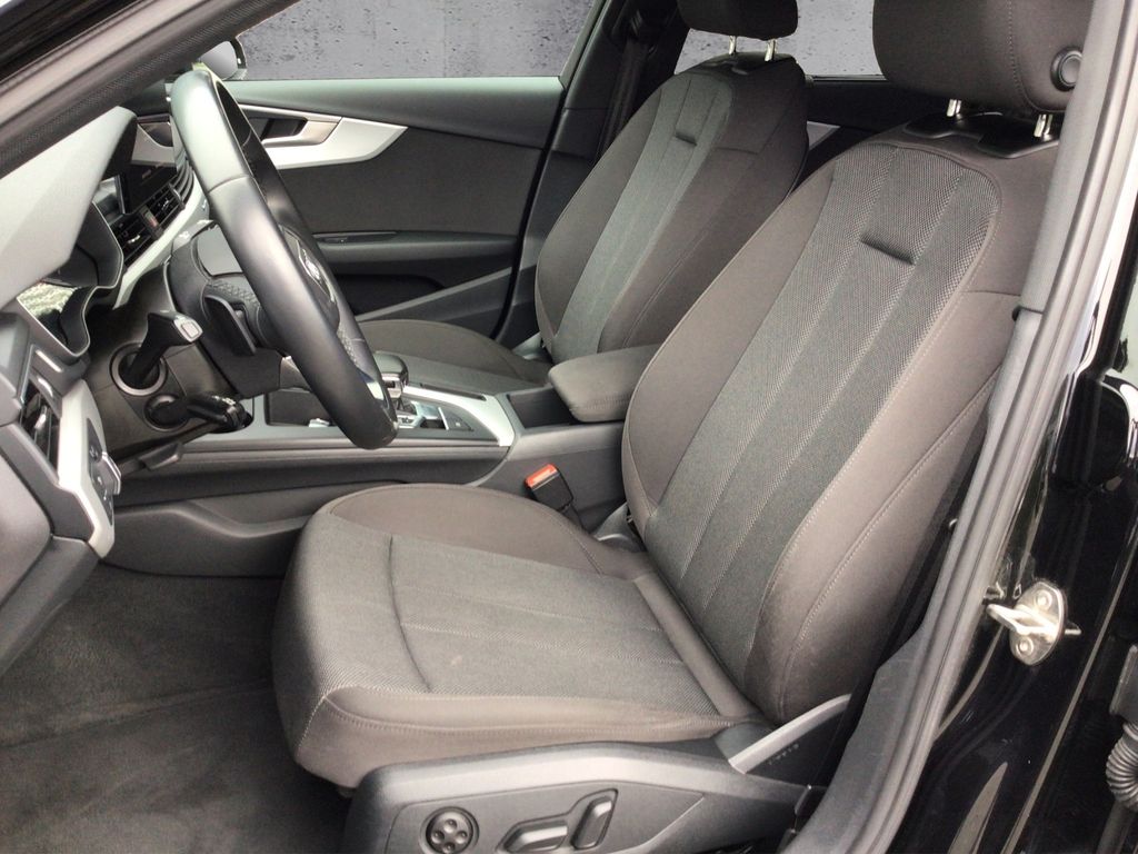 Audi A4 2021