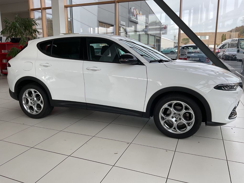 Alfa Romeo Tonale 2023