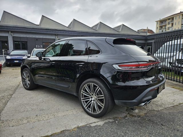 Porsche Macan 2021