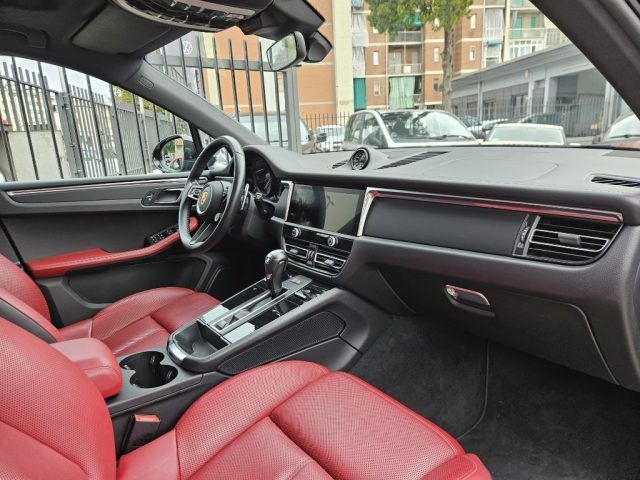 Porsche Macan 2021