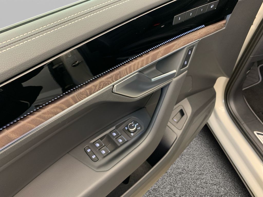 Volkswagen Touareg 2025
