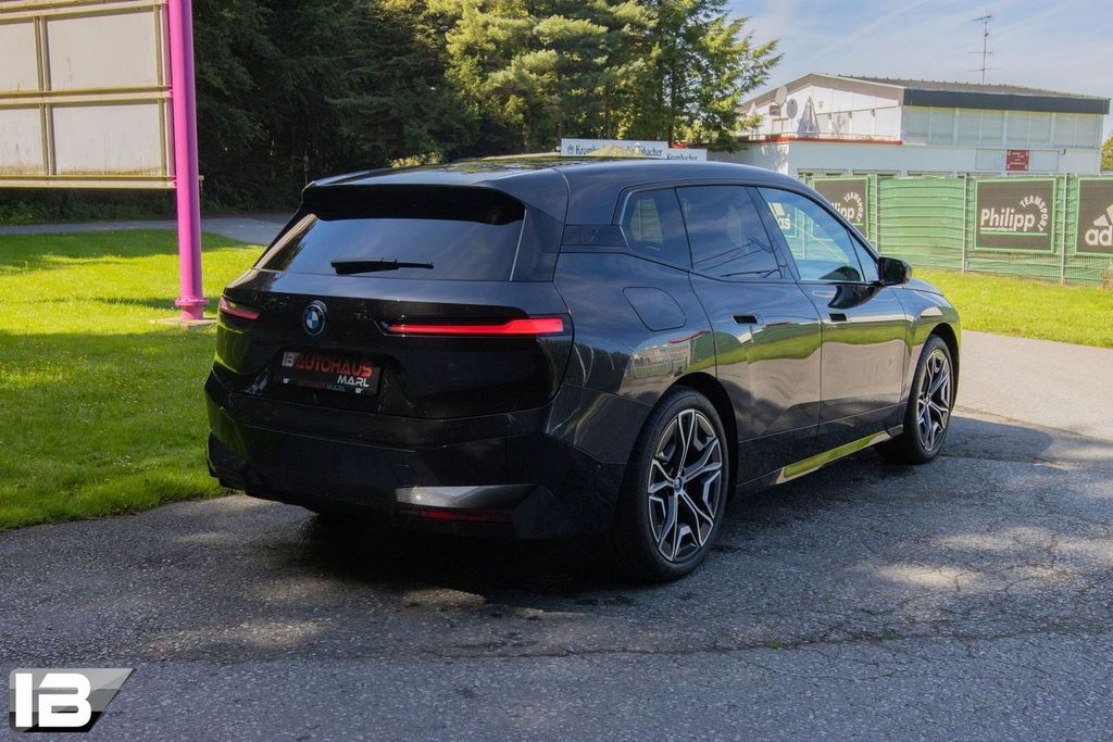 BMW iX 2022