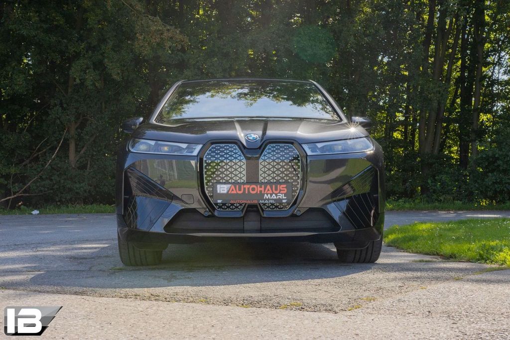 BMW iX 2022
