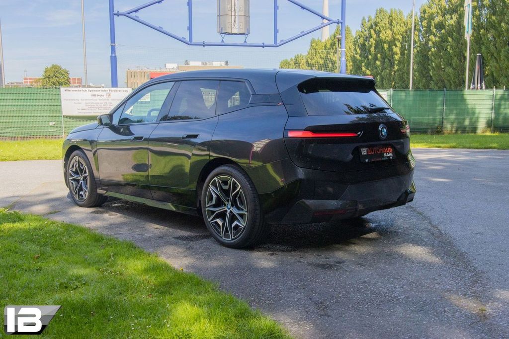 BMW iX 2022