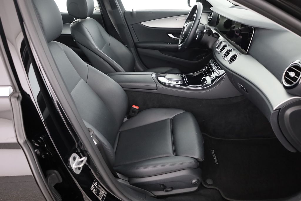 Mercedes-Benz E 300 2021