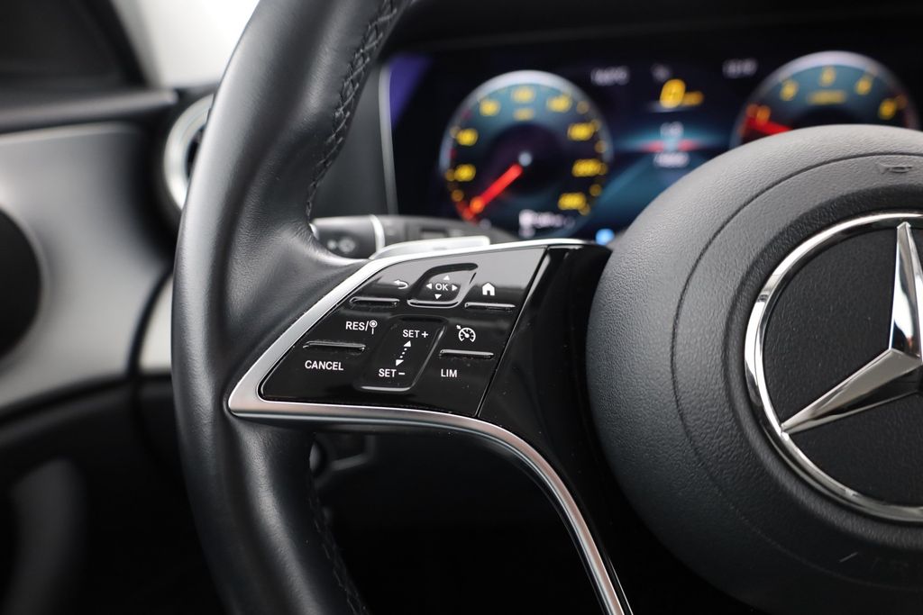 Mercedes-Benz E 300 2021