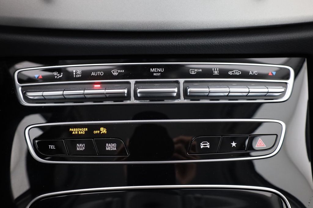 Mercedes-Benz E 300 2021