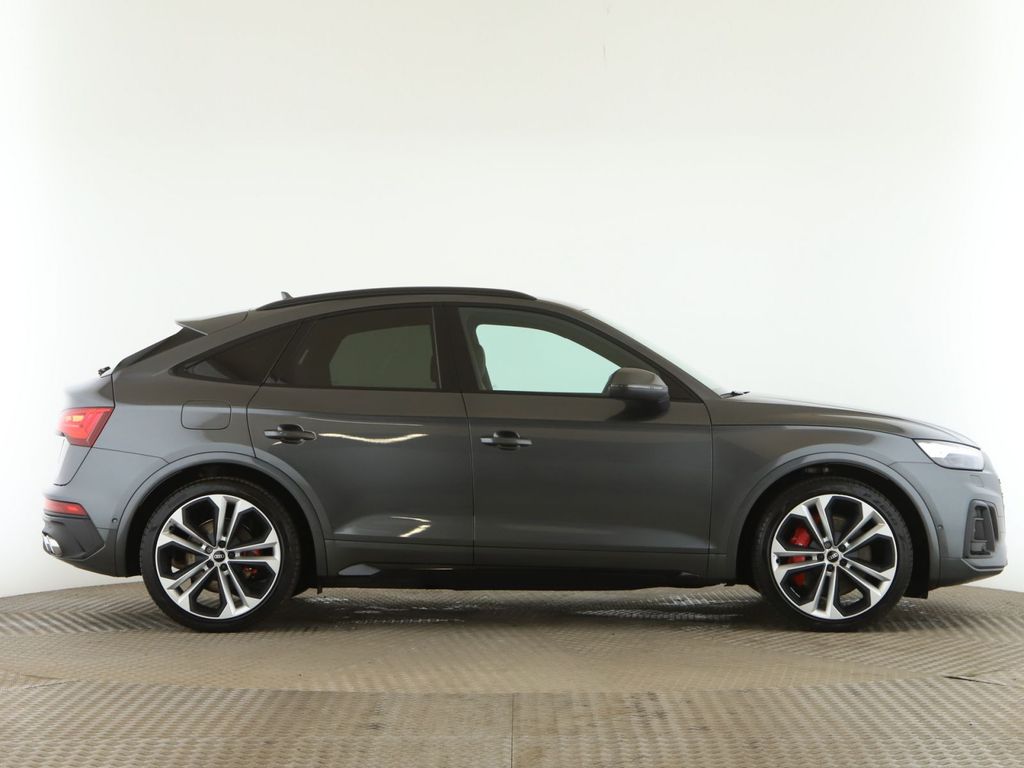 Audi SQ5 2022
