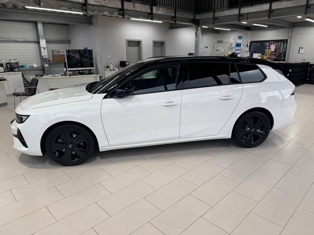 Opel Astra 2024
