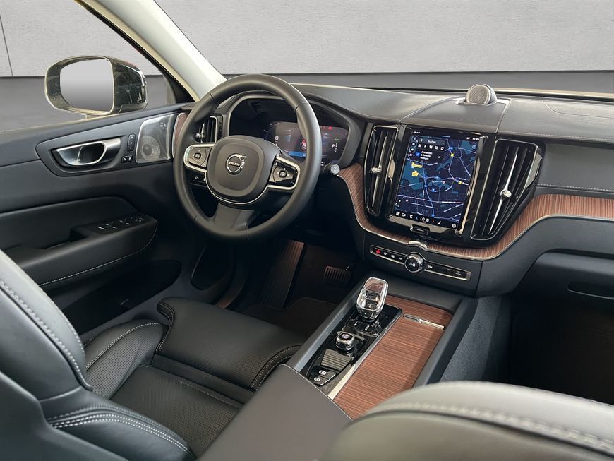 Volvo XC60 2023