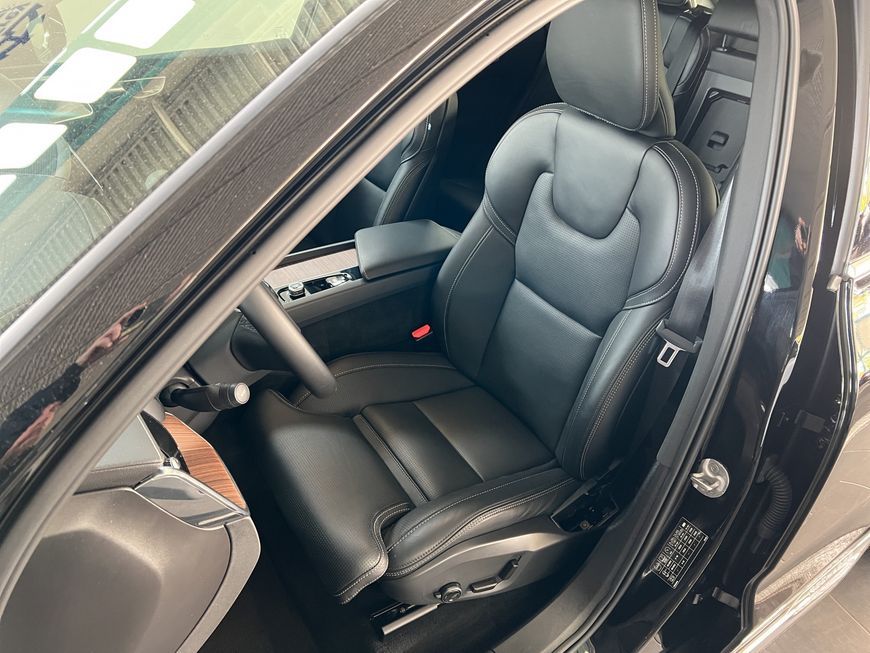 Volvo XC60 2023