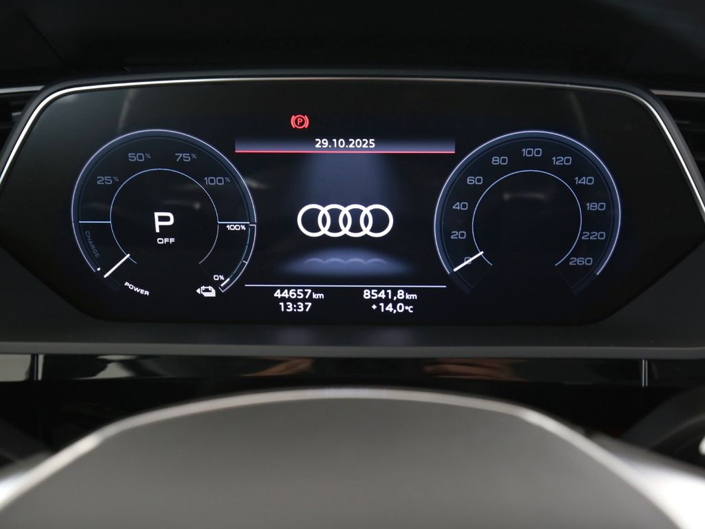 Audi e-tron 2022