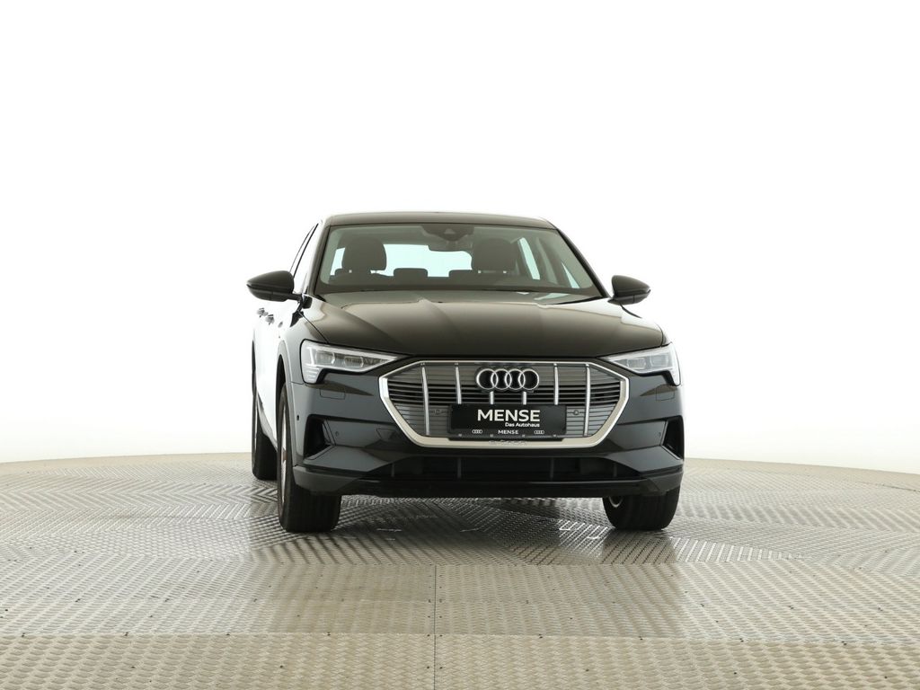 Audi e-tron 2022