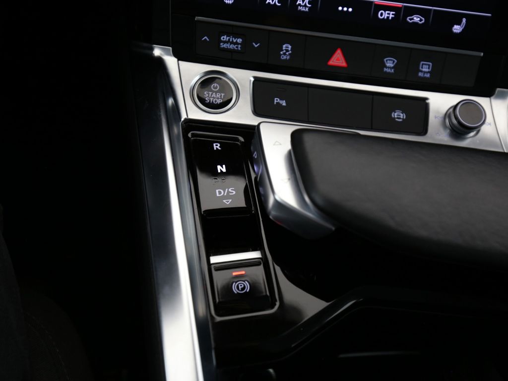 Audi e-tron 2022