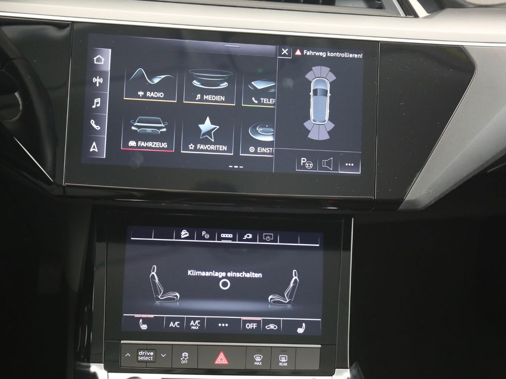 Audi e-tron 2022
