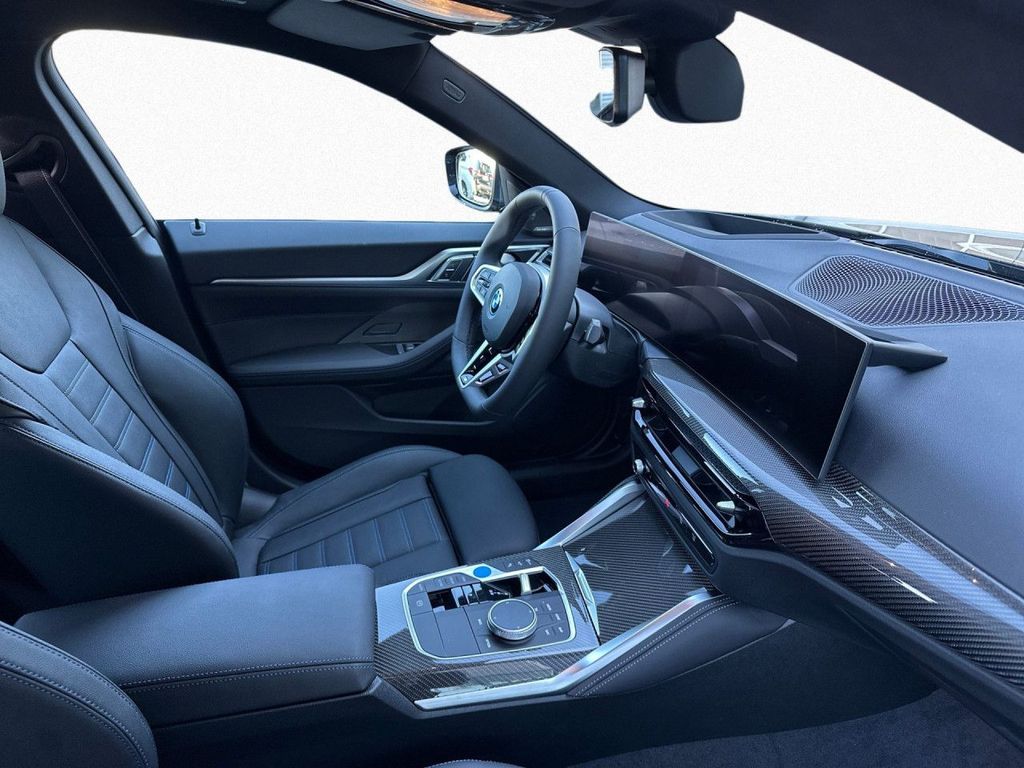 BMW i4 2025