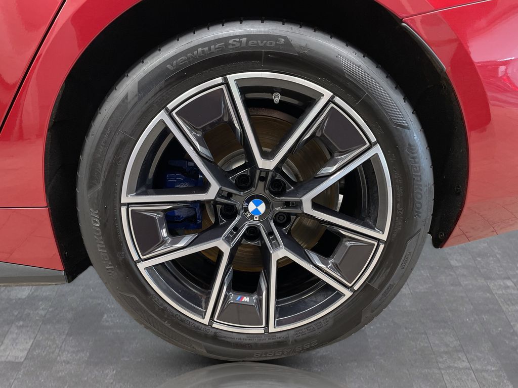 BMW i4 2024
