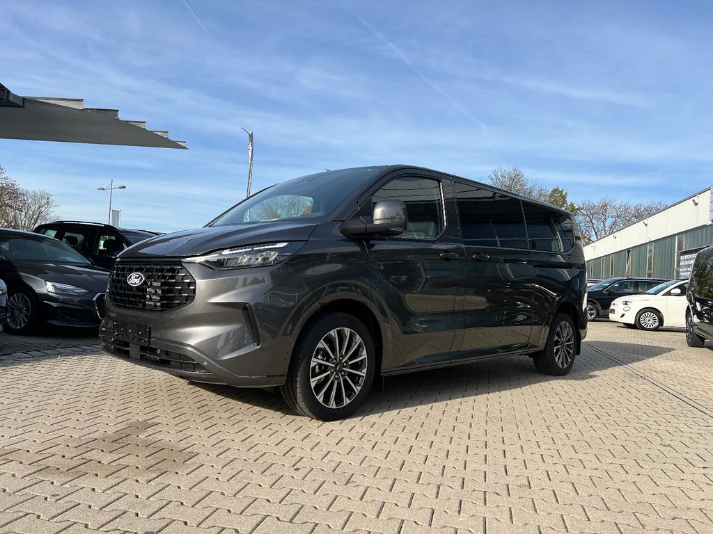 Ford Tourneo Custom 2025
