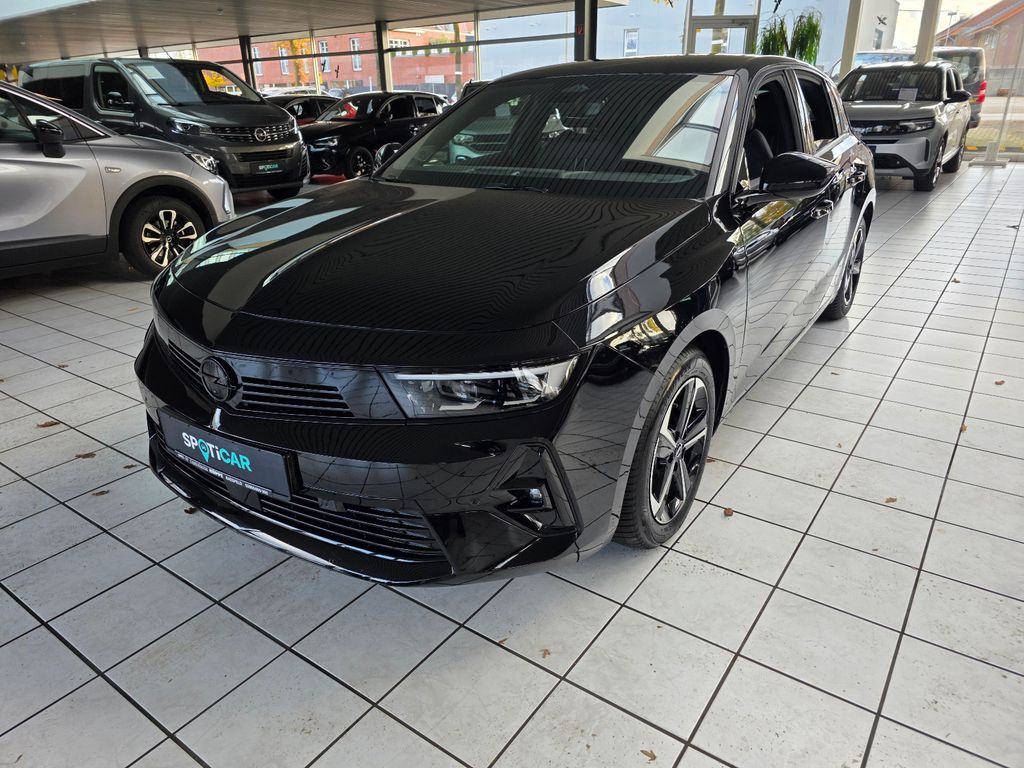 Opel Astra 2024