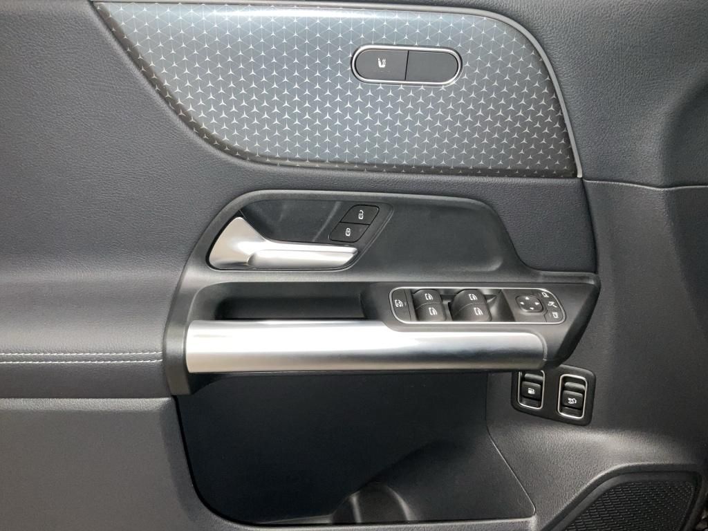 Mercedes-Benz B 250 2024