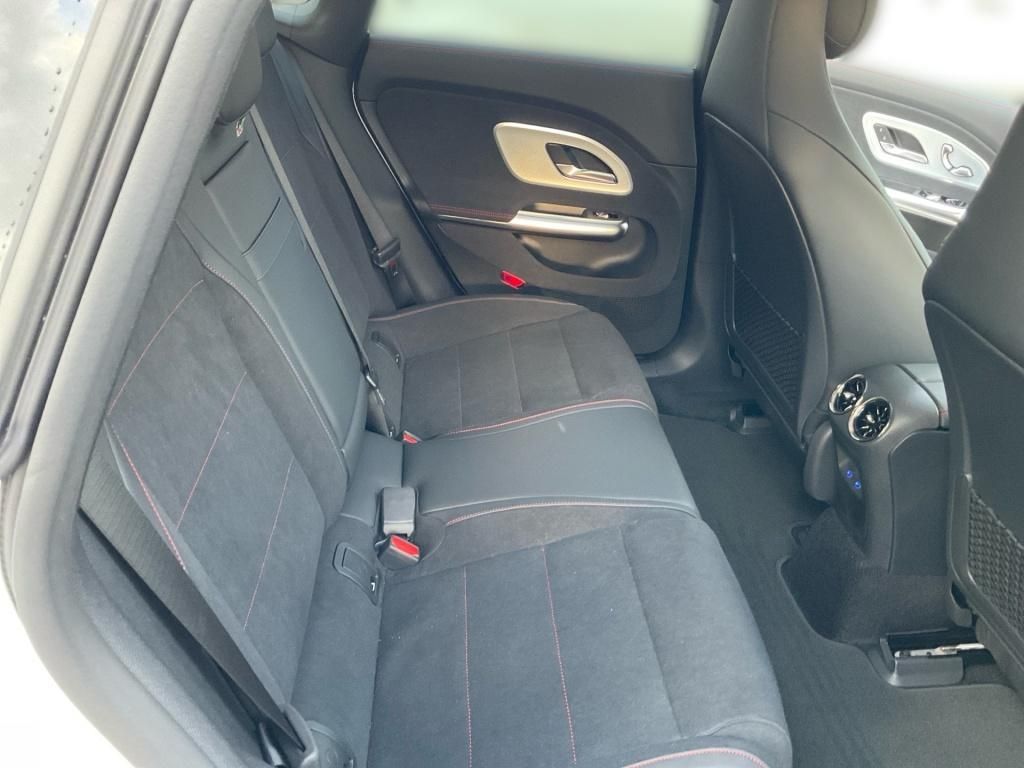 Mercedes-Benz CLA 250 2025