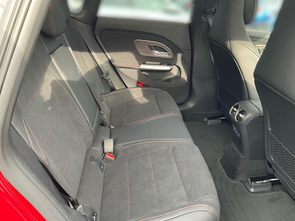 Mercedes-Benz CLA 250 2025