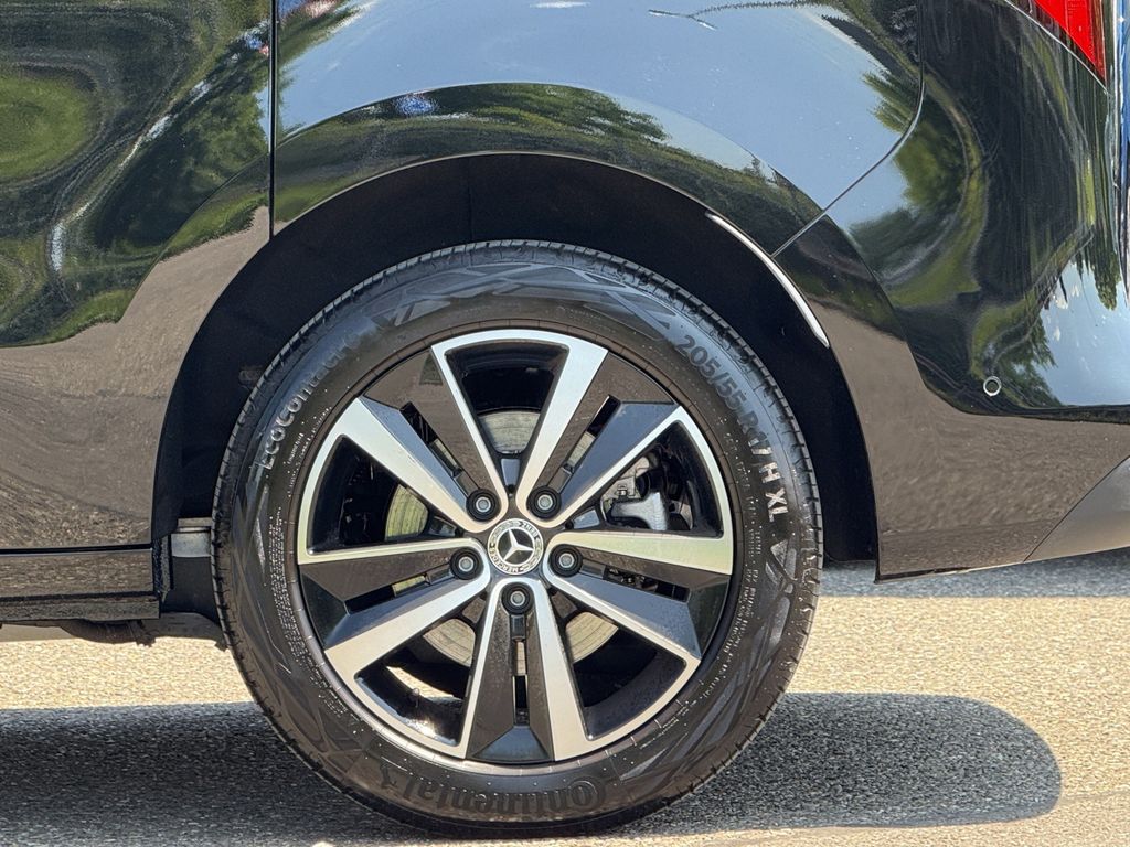 Mercedes-Benz EQT 2023