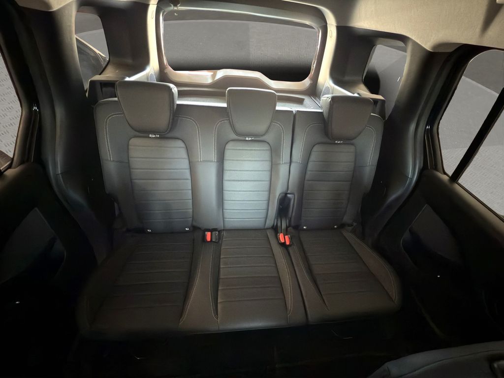 Mercedes-Benz EQT 2023